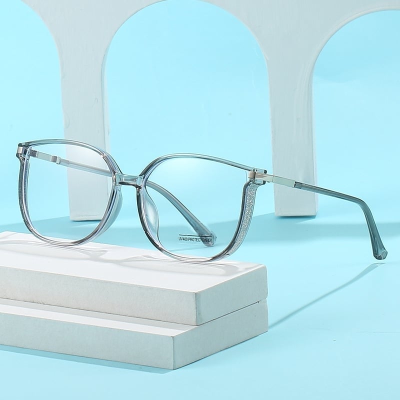 🔥LAST DAY SALE 70% OFF🔥Women Portable Fashion Anti Blue Light Reading Glasses✨
